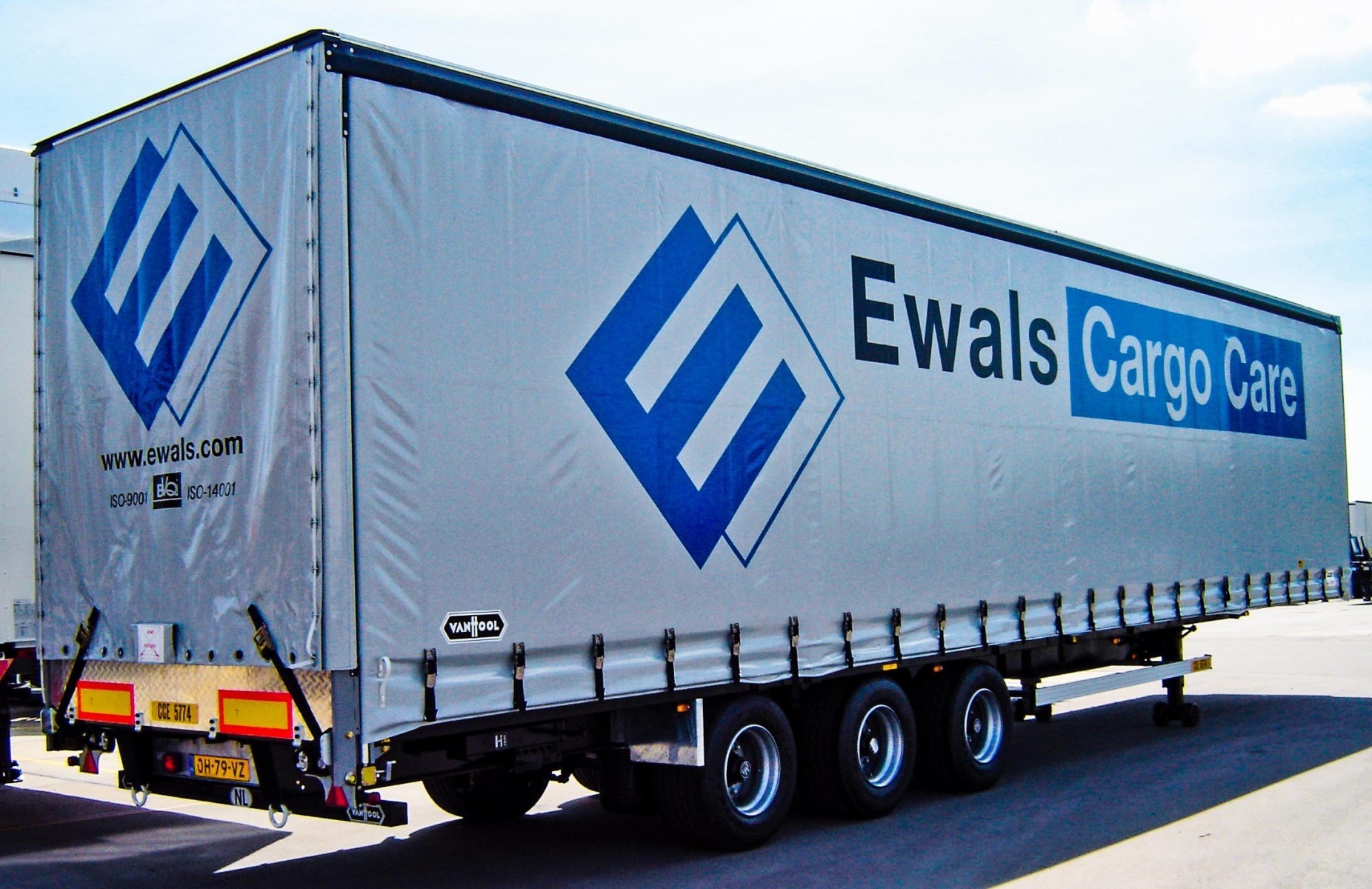 Ewals semi-trailer with RolaPlank system